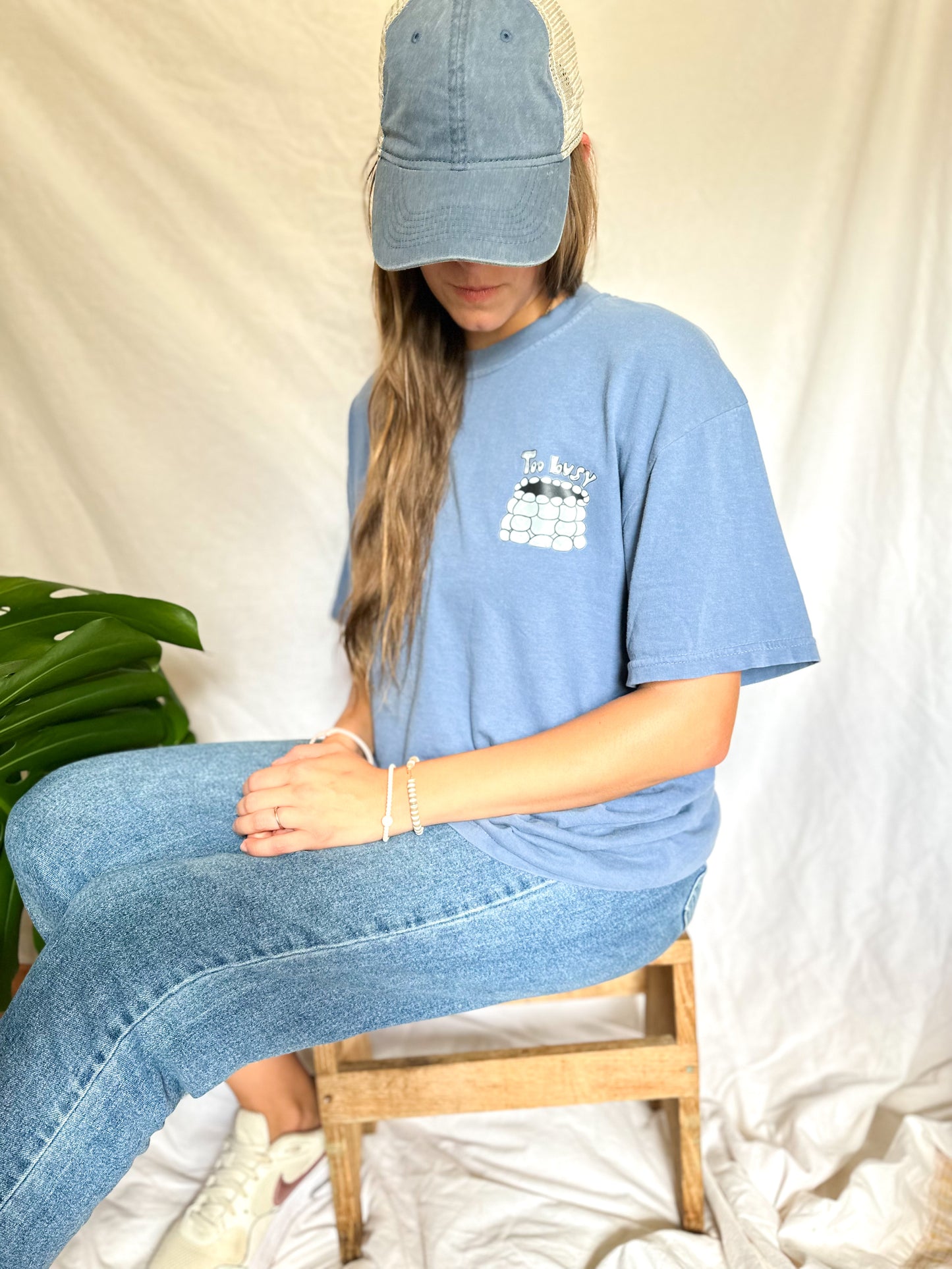 TOO BUSY TEE