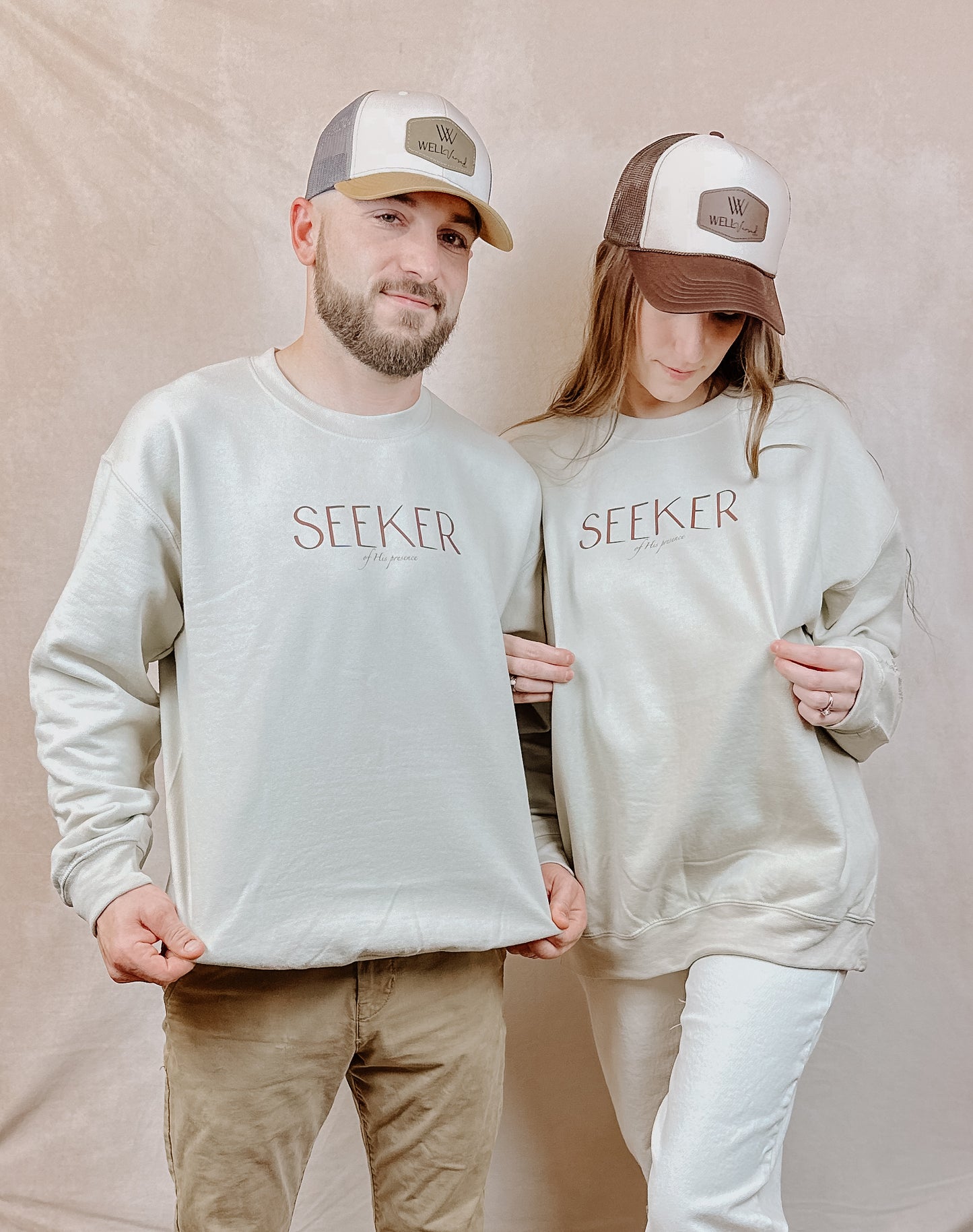 SEEKER CREWNECK